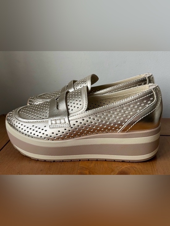 Metallic Platform Loafer - Women\'s Slip-On. 7.5